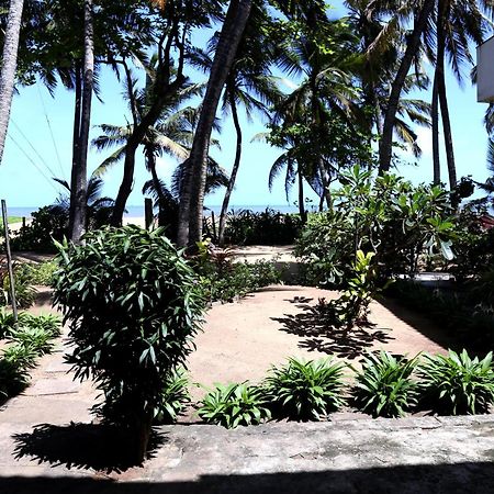 Dephani Beach Hotel Negombo Eksteriør bilde