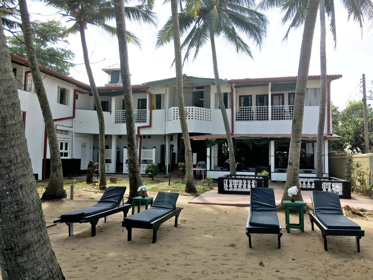 Dephani Beach Hotel Negombo Eksteriør bilde
