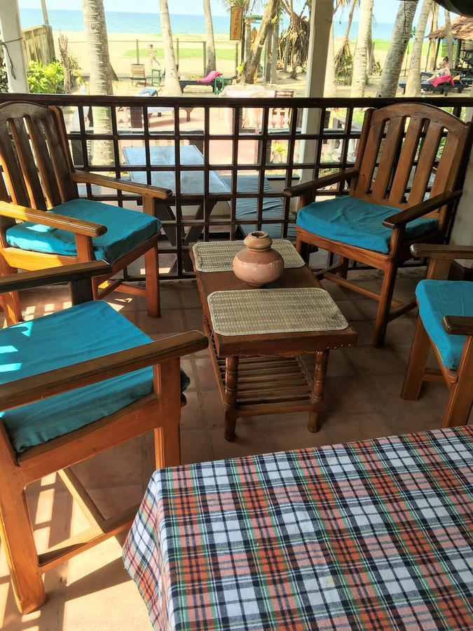 Dephani Beach Hotel Negombo Eksteriør bilde