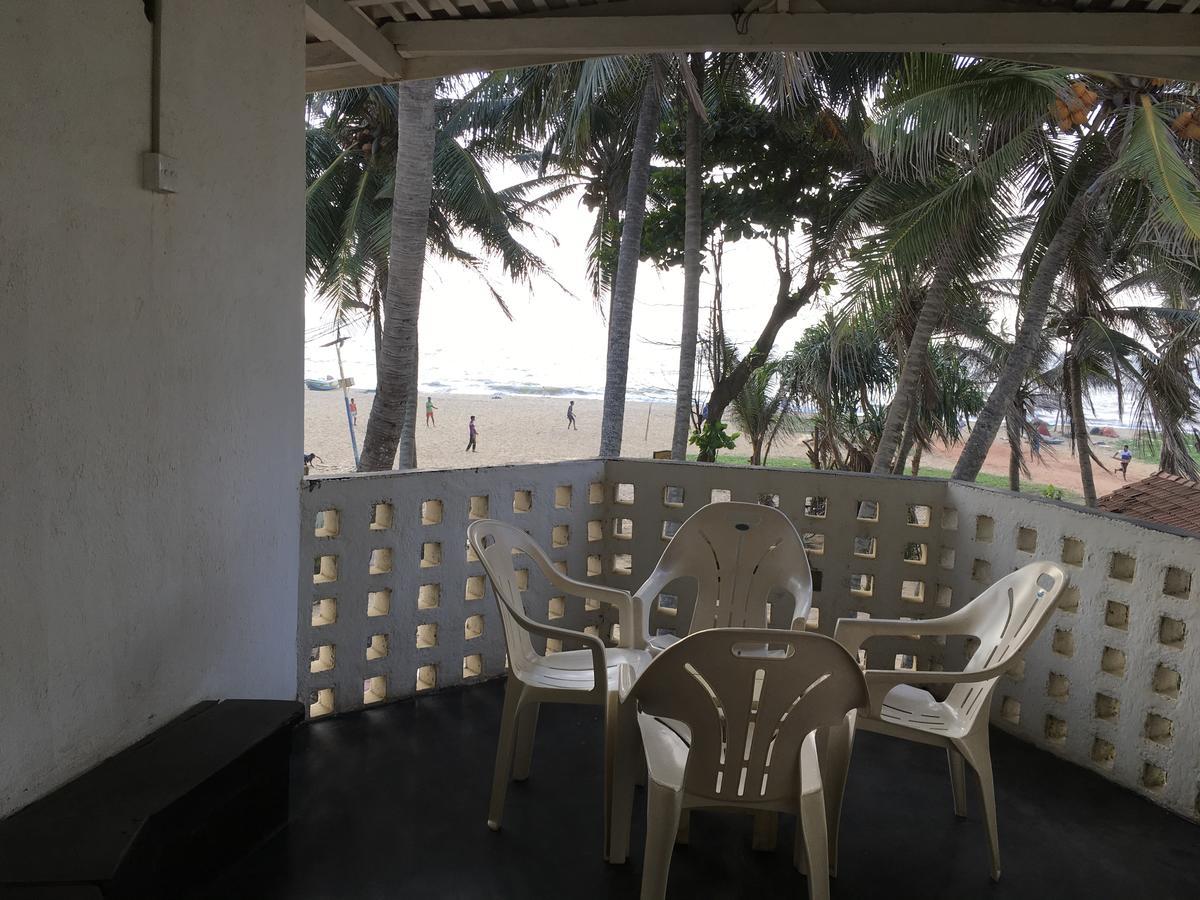 Dephani Beach Hotel Negombo Eksteriør bilde