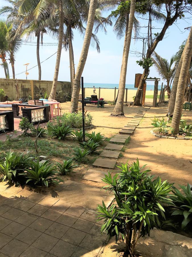 Dephani Beach Hotel Negombo Eksteriør bilde